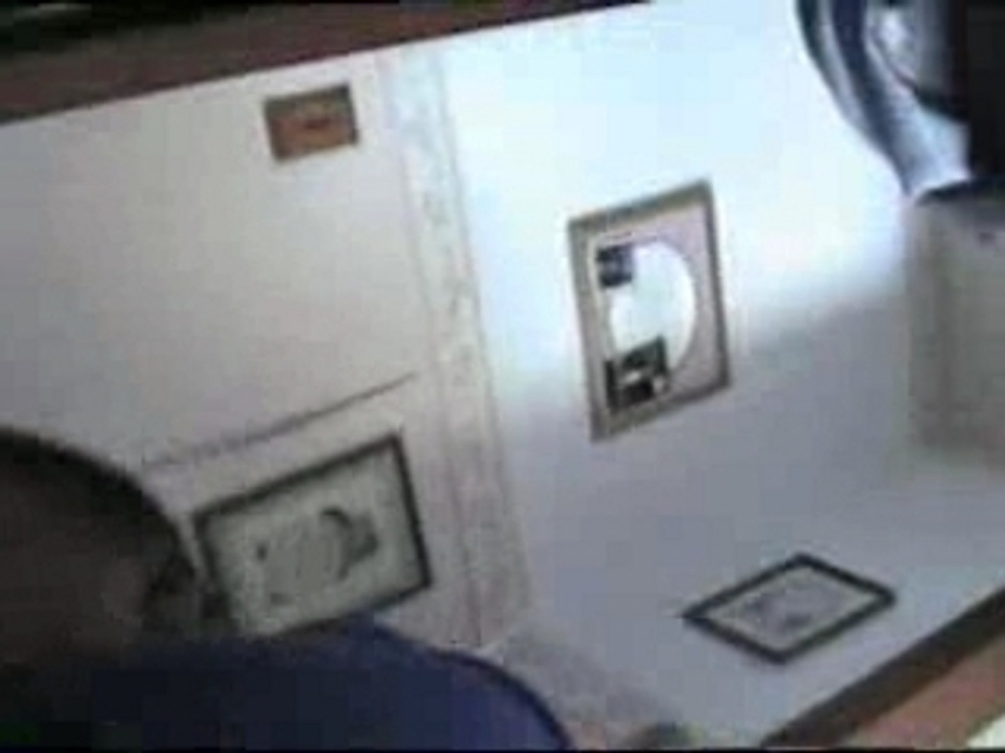 ⁣Swart Fights Eminem