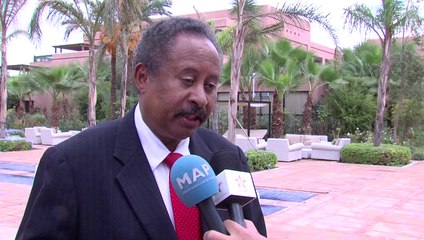 (يجب أن تعتمد إفريقيا على مواردها الذاتية لكي تحقق تطلعات شعوبها (عبد الله حمدوك