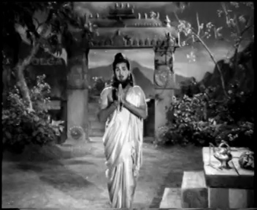 Krishnamvande Jagadgurum-Lord Krishna Sotram