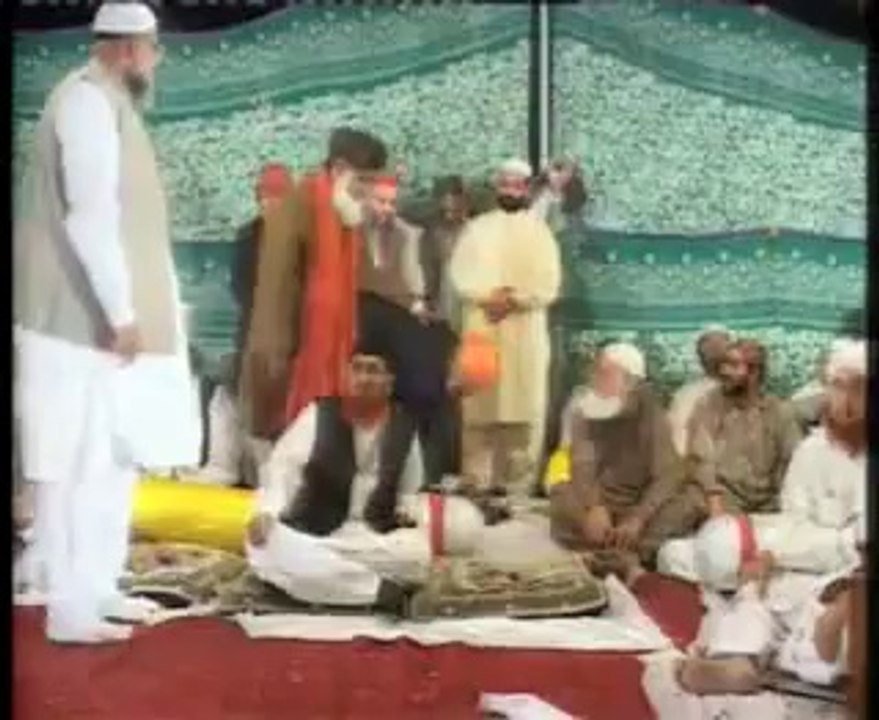 Is This Islam.tahr-ul-qadri dance