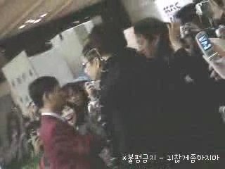 Gackt 01-12-2006 no Aero Porto da Coreia