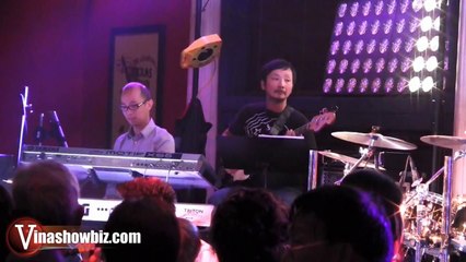 [VIDEO]Nguyễn Hoàng Nam in Seattle - Vùng Trời Bình Yên [hd720p]