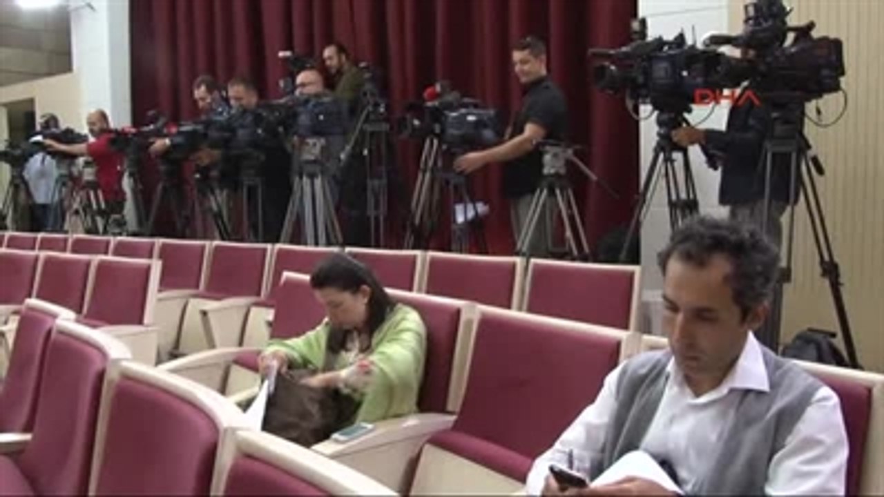 Emin Haluk Ayhan : Kobani'nin Hukukunu Koruyacağız Diyenler, Türkiye'nin Hukukunu Boş Vermiştir