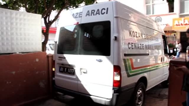 Uzman Çavuşun Öldürdüğü İddia Edilen Kız Kardeşi ile Erkek Arkadaşının Cenazeleri
