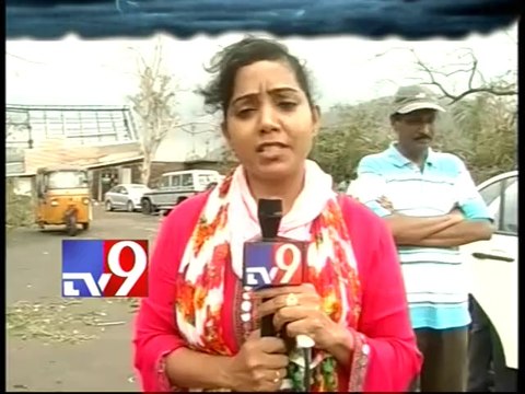 Hudhud effect: Visakha Indira Zoo devastated due to strong winds - Tv9