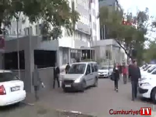 Kolundan bıçakladığı arkadaşı kalp krizinden öldü