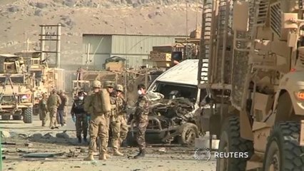 Suicide blast hits Afghanistan convoy