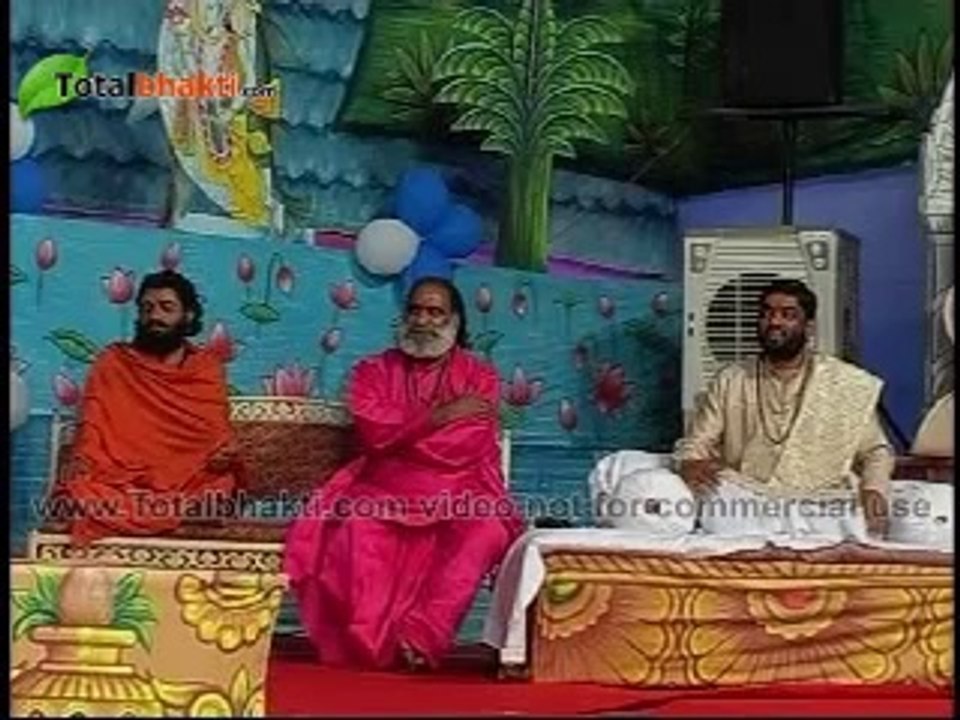 Shrimad Bhagwat Katha by Devkinandan ji (Surat-Gujrat)-76