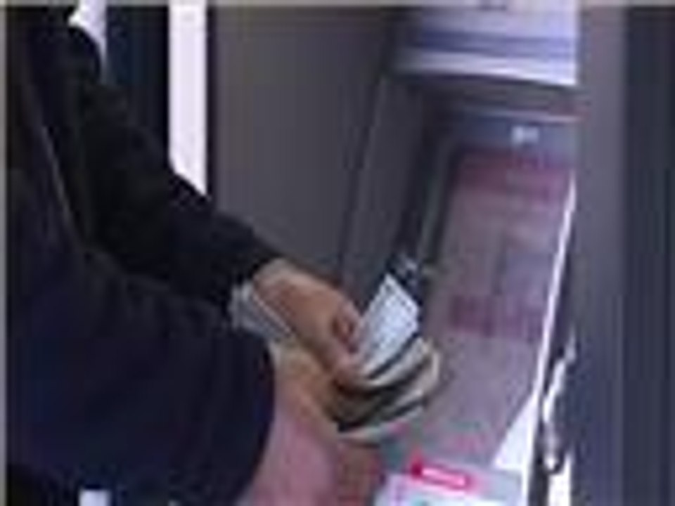 انخفاض كبير للشيكل أمام الدولار واليورو