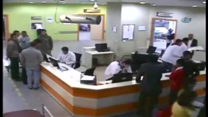 Acil Servis Doktoru Hasta Yakınının Saldırısına Uğradı