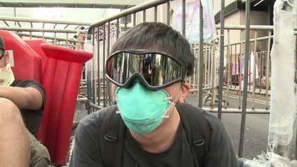 Tira y afloja en las barricadas de Hong Kong