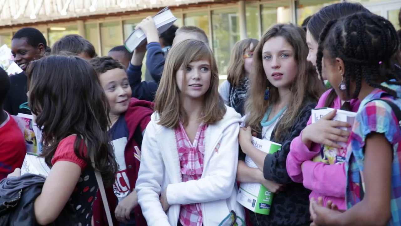 18 250 dictionnaires offerts aux élèves de 6e par le Département