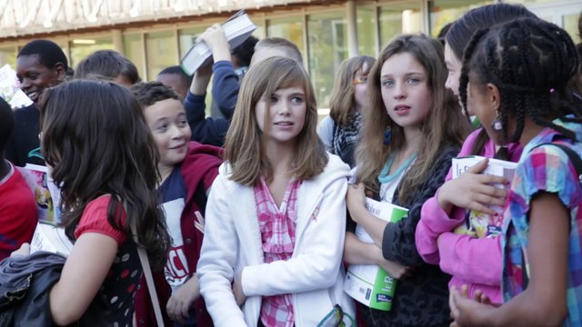 18 250 dictionnaires offerts aux élèves de 6e par le Département