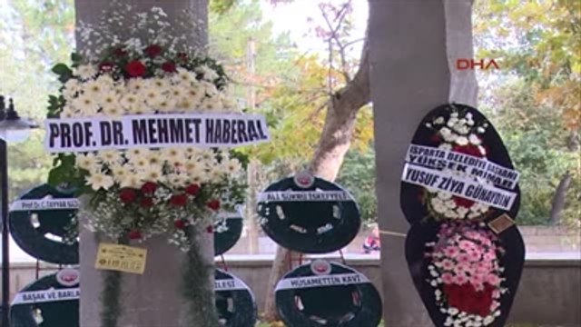 Isparta Süleyman Demirel'in Ablası Afife Ünlü Toprağa Verildi