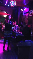 Asuhan - Ateş Donar (Canlı Performans)