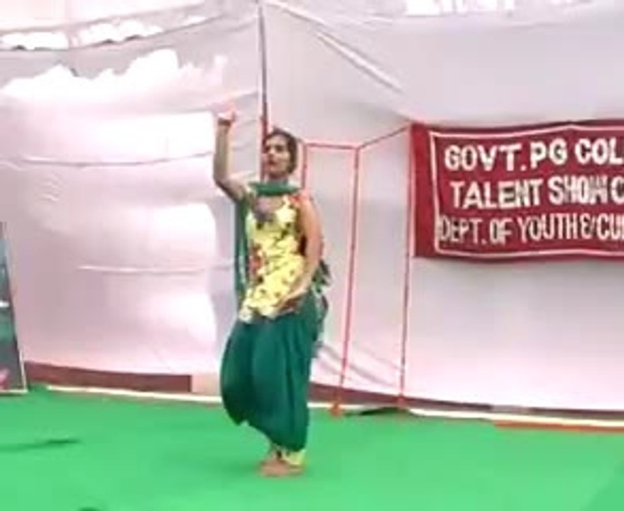 Dance Performance in the College Stage Show