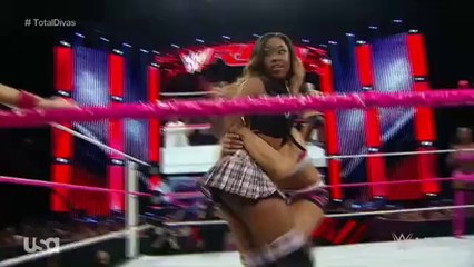 Total Divas Six Divas Tag Team Match