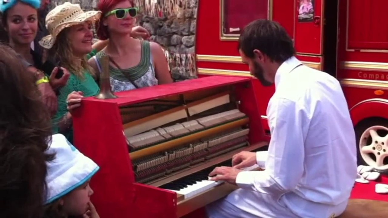 La caravane des Bonumeur - Festival d'Aurillac 2014