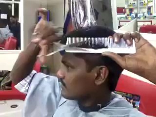 اپنے بال خود کاٹنے والا نائی دیکھیں