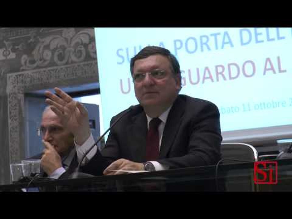 Pompei (NA) - La visita di Barroso agli scavi: "Fiducia nell'Italia" -2- (11.10.14)