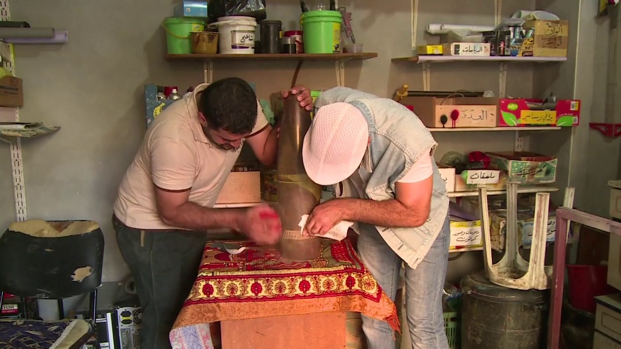 Granaten zu Vasen: Palästinenser schaffen Kunstwerke