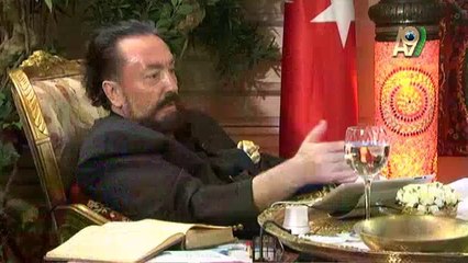 PKK bayrağından orak ve çekici kaldırması sinsi bir taktirdir.