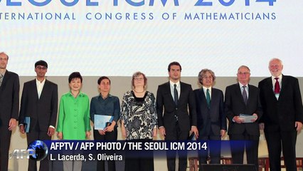 Homenagens ao brasileiro que ganhou o 'Nobel' da Matemática