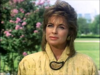 Dallas: Jr and SueEllen