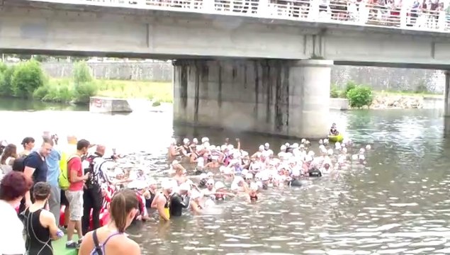 Triathlon du Gardon d'Alès 2014 - Départ course près du pont Neuf