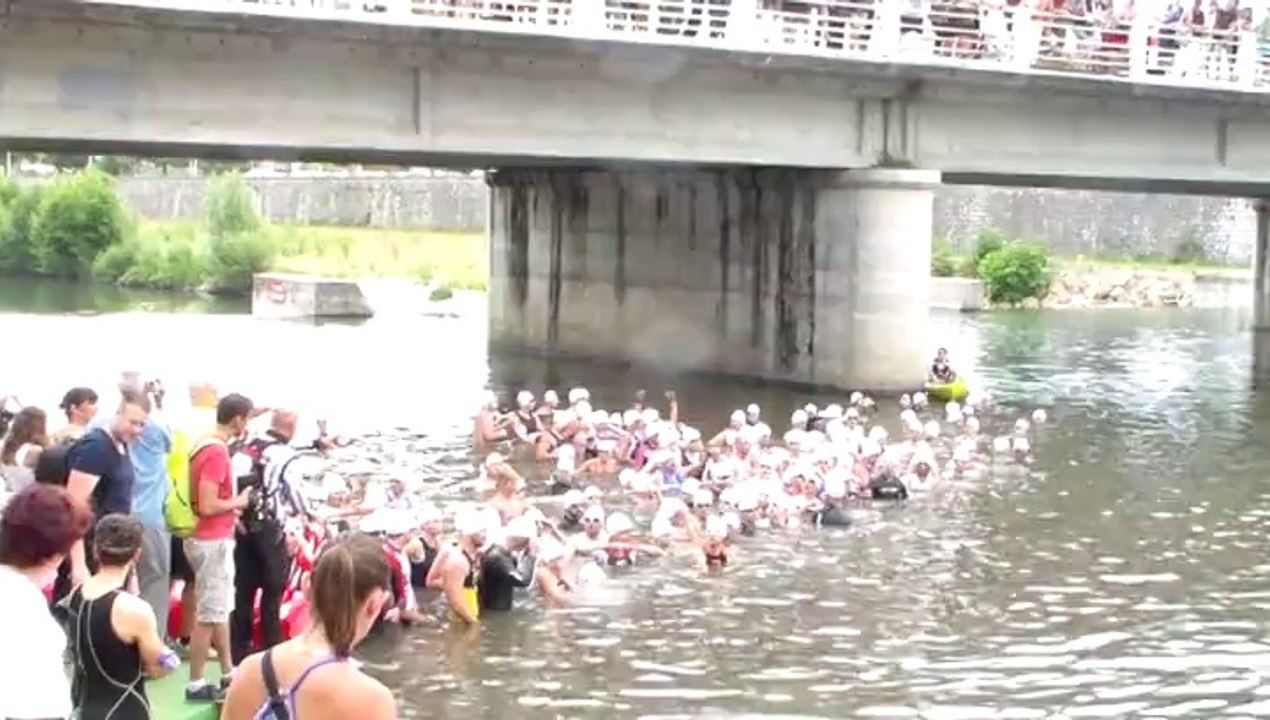 Triathlon du Gardon d'Alès 2014 - Départ course près du pont Neuf