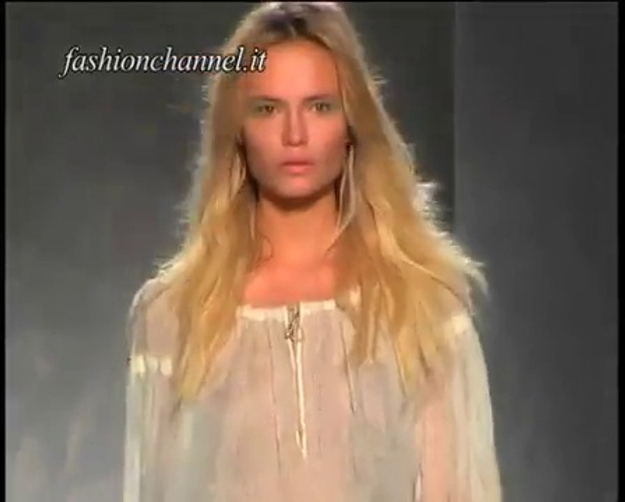 "Alberta Ferretti" Spring Summer 2011 Milan 1 of 2 pret a porter women by Fashion Channel