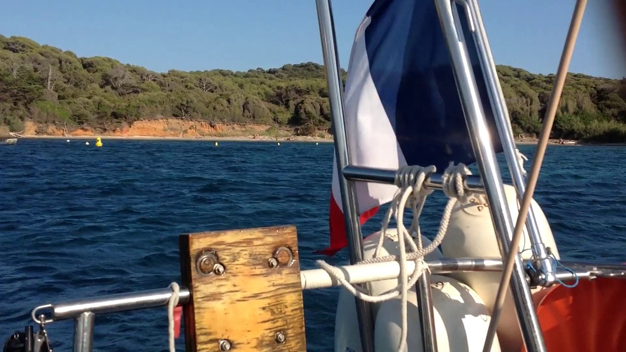 Mistral sur les îles d'Or