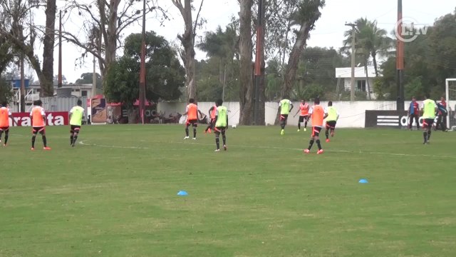 Chuva de gols! Jogadores do Fla não poupam as redes em treino