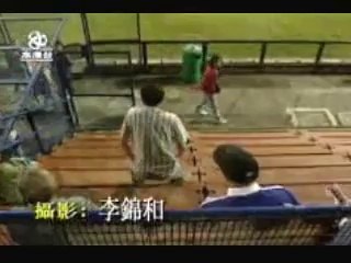 Funny Videos - Violent football Fan