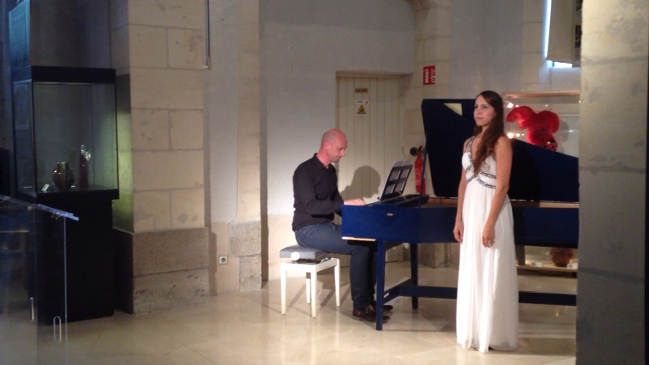 Lauriane Borde, chanteuse soprano