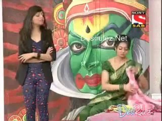 Tu Mere Agal Bagal Hai 14th August 2014pt2