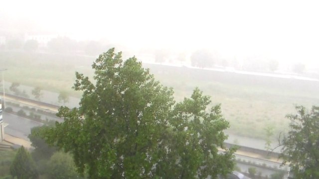 Orage Alès juillet 2014 éclairs et tonnerre