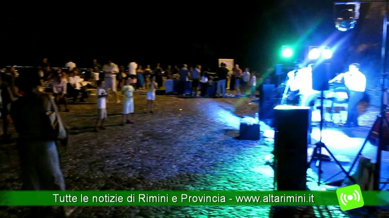 Verucchio, successo per "Calici di stelle", così tanti partecipanti da finire i bicchieri