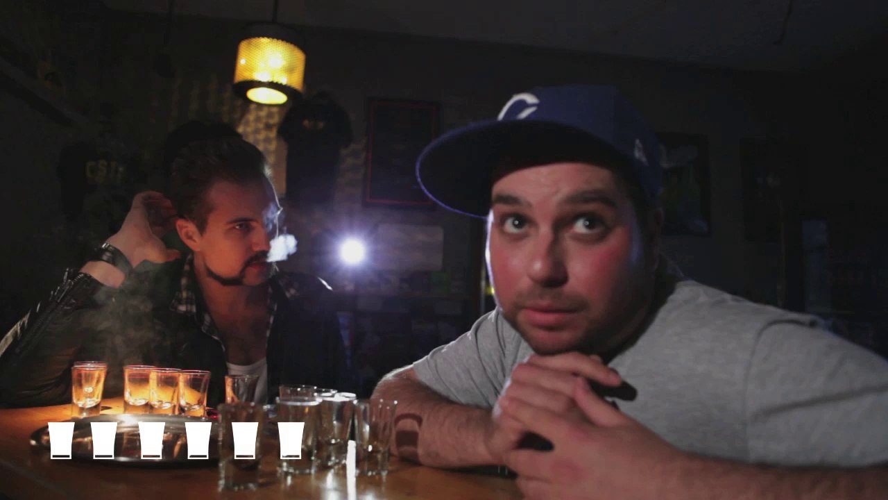 Episode #1 | 6 kurze 6 fragen | Royal Republic