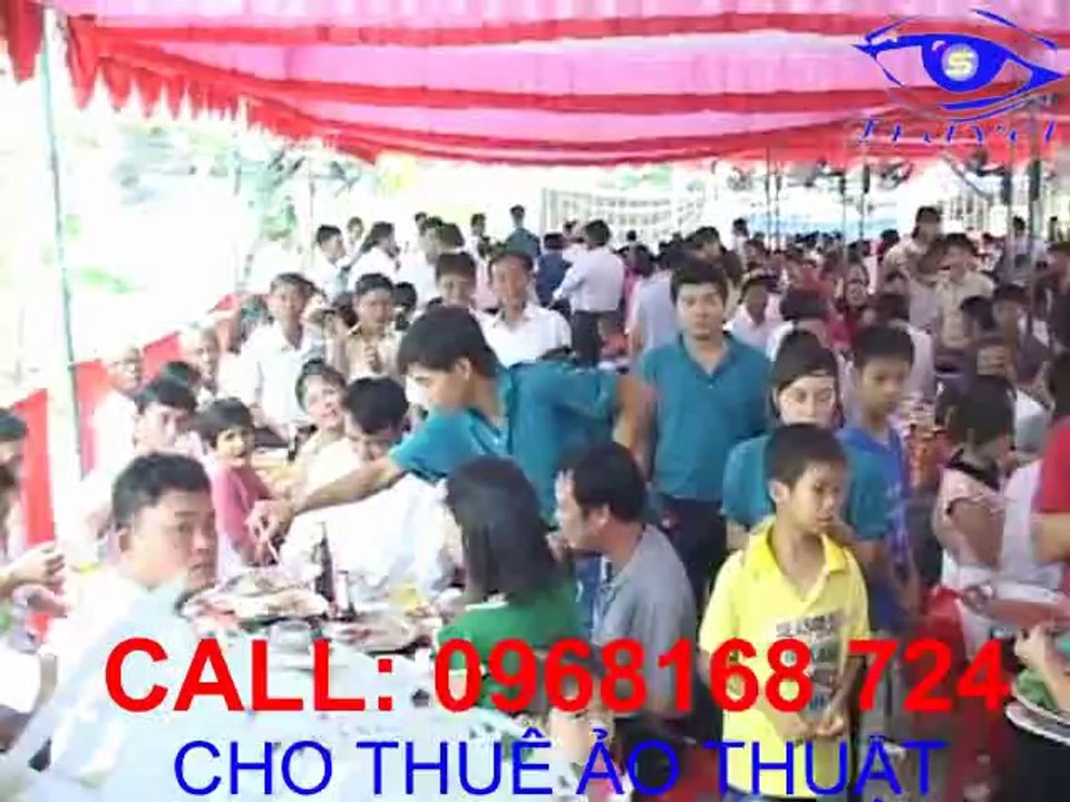 Biểu diễn ảo thuật tại đám cưới "hot" cho thuê ảo thuật LH: 0968168724