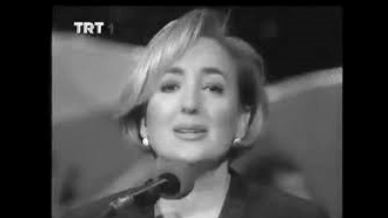 Nur Salkımısın Gül ki Bahar Bahtıma Yansın-Zuhal Eğilmez(8358)