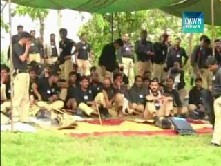 Islamabad sealed ahead of opposition marches