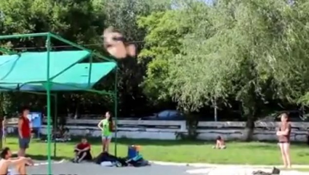 Takla atarken yere çakıldı