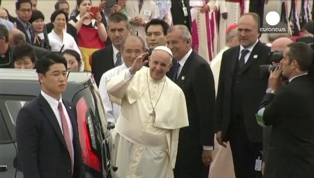 Pope arrives in Seoul for Asian Youth Day Catholic festival