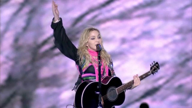 Madonna - Miles Away - Sticky & Sweet Tour 1080P HD