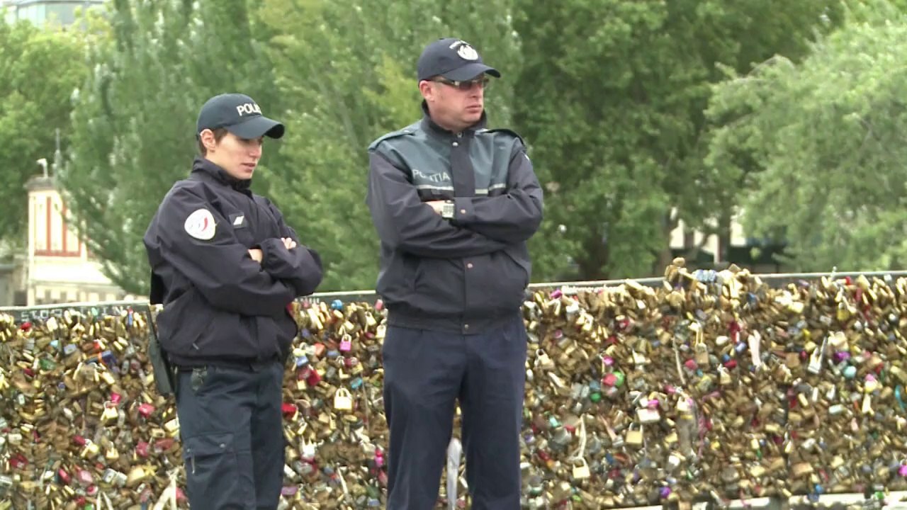 Selfies statt Liebesschlösser in Paris