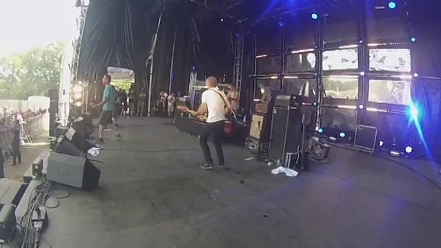 burning heads HF2014 too many kisses