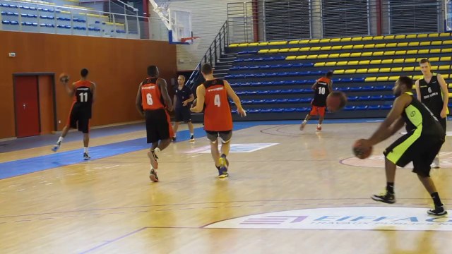Basket-ball (Pro B) : les drôles d'exercices à l'entraînement