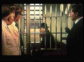Prends l'oseille et tire-toi ( 1969 - bande annonce VF )