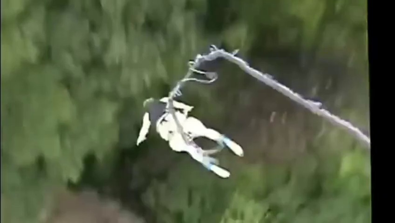 Bungee Jumping Fail